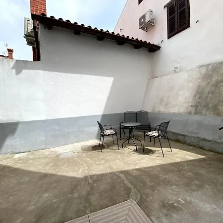 Apartments Lina Koper Exterior photo