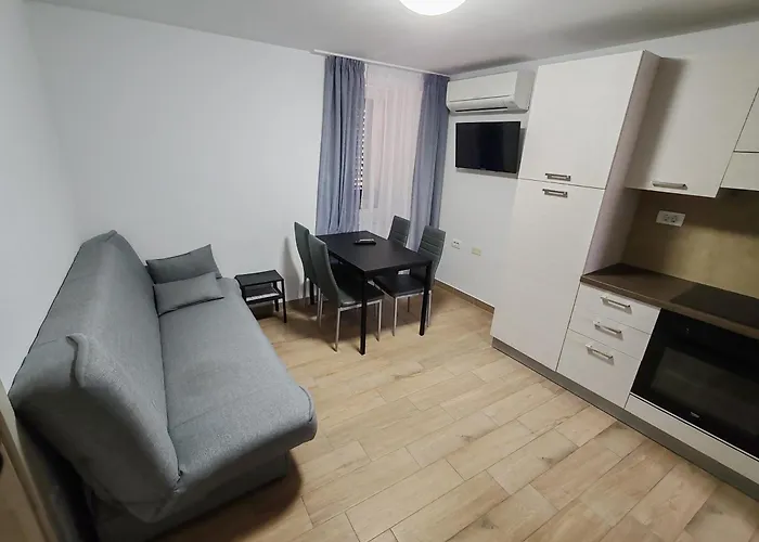 Apartments Lina